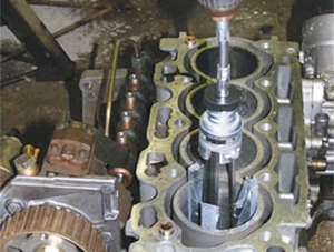Hónoló fúrógépbe 3 pofás 51-178 mm Motor hengerekhez - profi - HUBI - Image 2