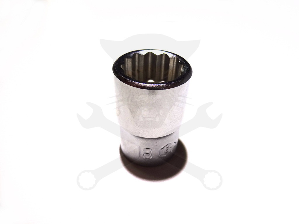 Dugókulcs - crowafej 1/2" 12 szög normál 18 mm Genius